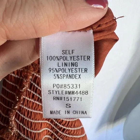 Falling Love Women's Brown Off The Shoulder Ruffle Cinched Waist Romper Size Sma - Picture 7 of 8